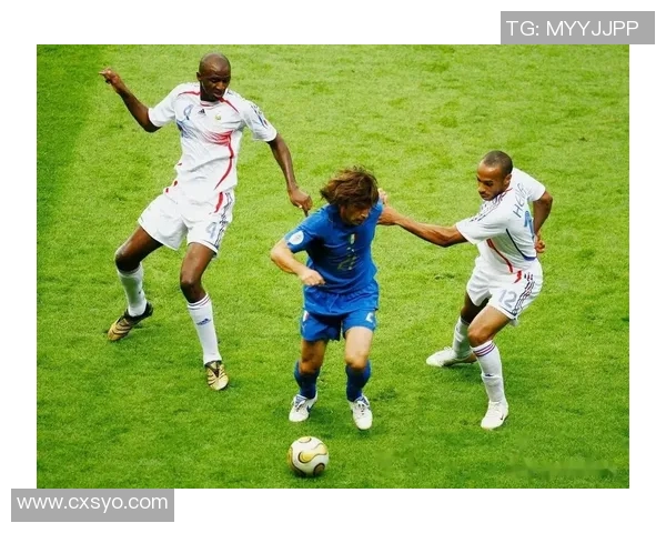 173CM足球明星的传奇故事与职业生涯回顾